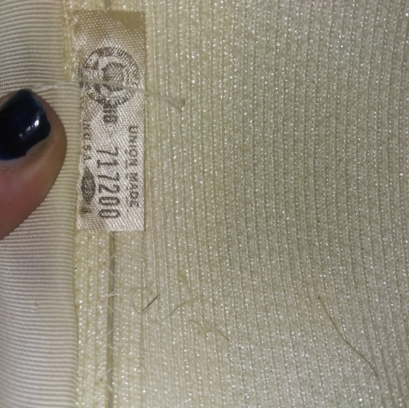 Hat - Picture 3 of 3